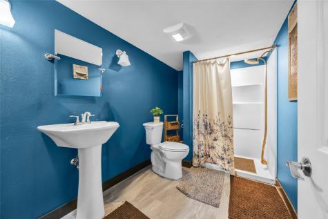 2923 SW James Parkway Cedar Rapids IA 52404