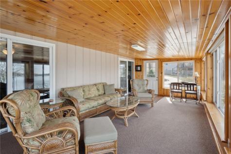 302 & 304 Eastside Lane Montezuma IA 50171