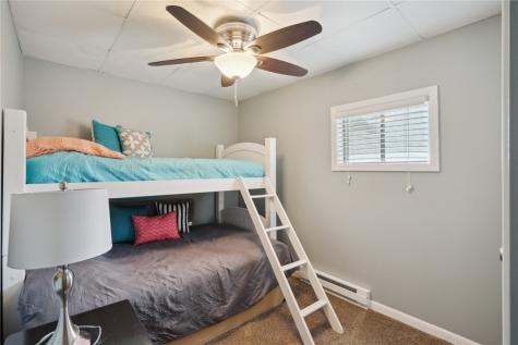 302 & 304 Eastside Lane Montezuma IA 50171