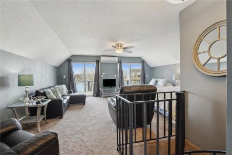 302 & 304 Eastside Lane Montezuma IA 50171