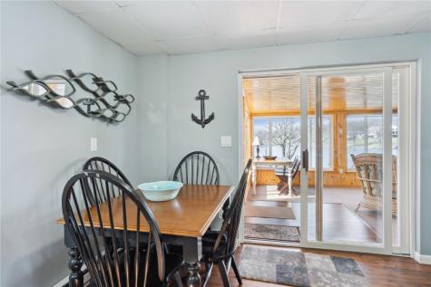 302 & 304 Eastside Lane Montezuma IA 50171