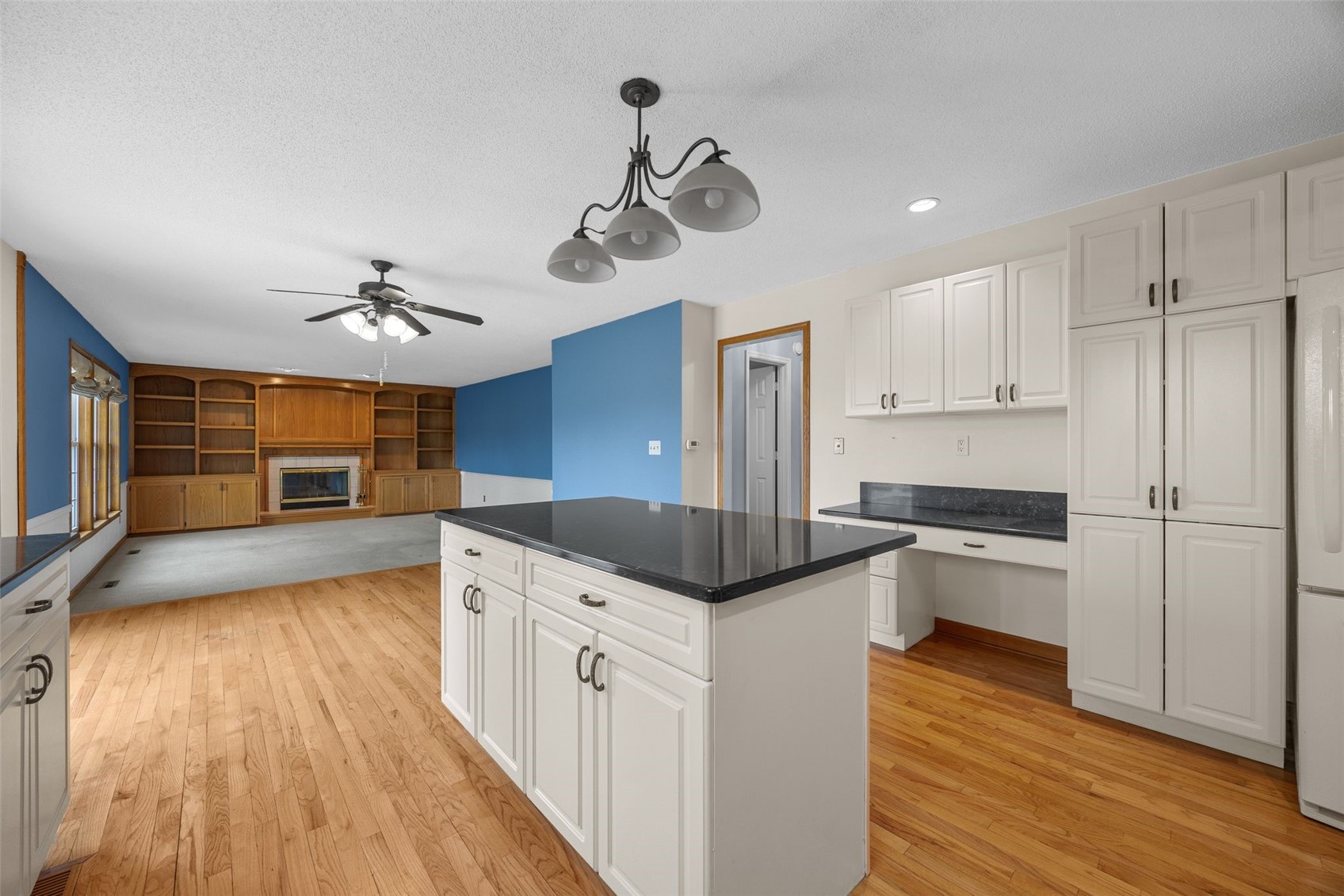 7329 Hampshire Drive NE Cedar Rapids IA 52402