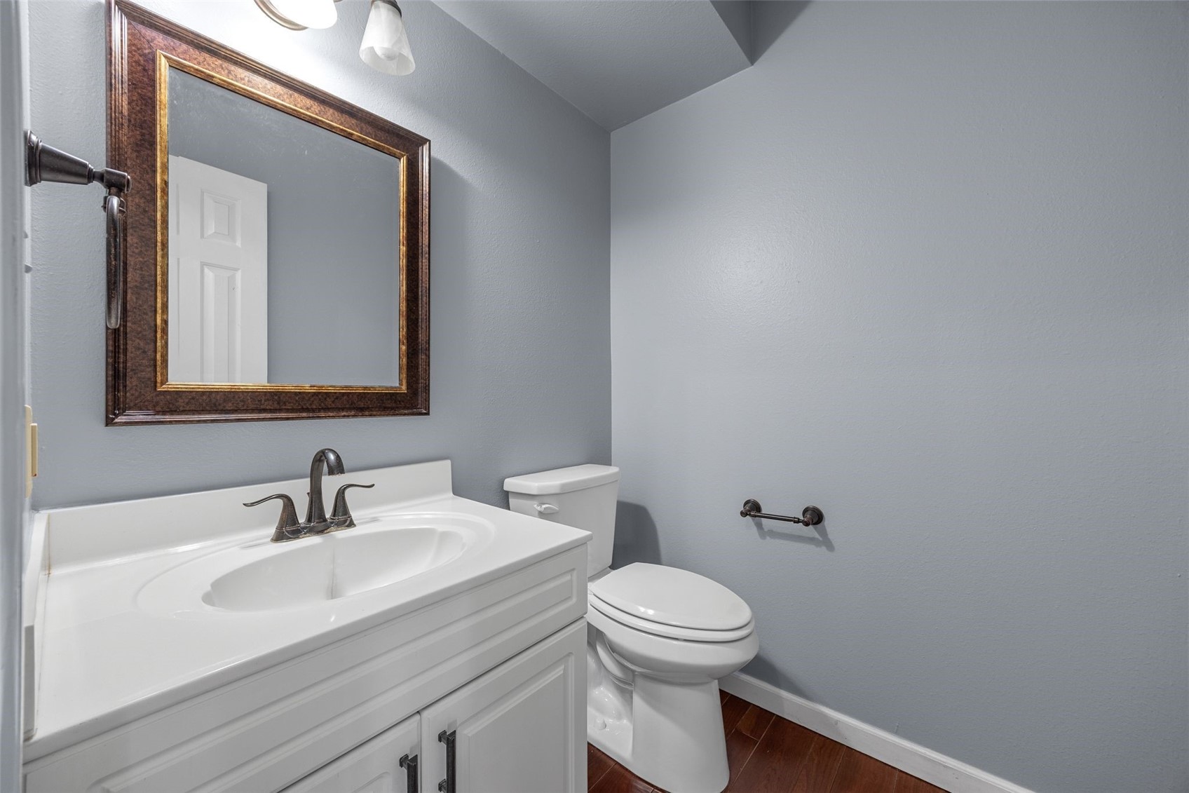 7329 Hampshire Drive NE Cedar Rapids IA 52402