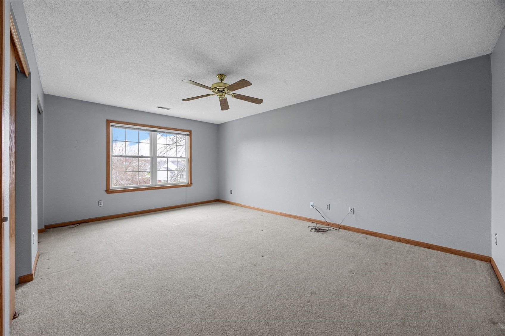 7329 Hampshire Drive NE Cedar Rapids IA 52402