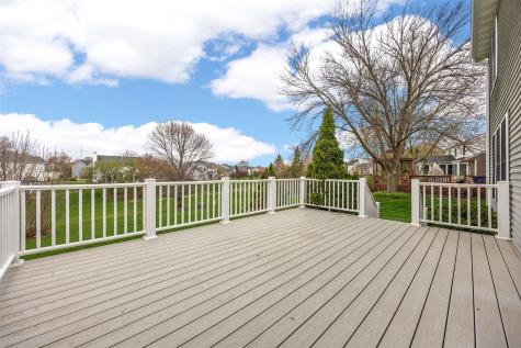 7329 Hampshire Drive NE Cedar Rapids IA 52402