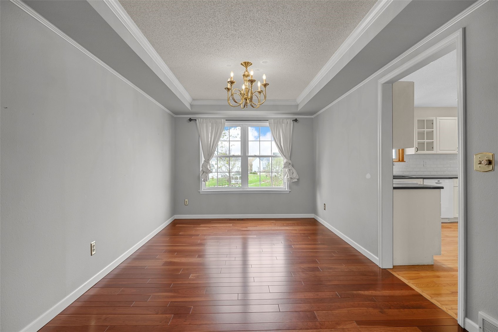7329 Hampshire Drive NE Cedar Rapids IA 52402