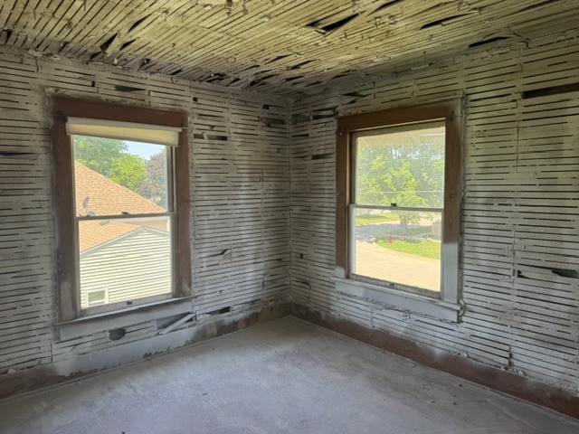 605 E Washington Street Sigourney IA 52591