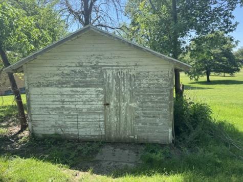 605 E Washington Street Sigourney IA 52591