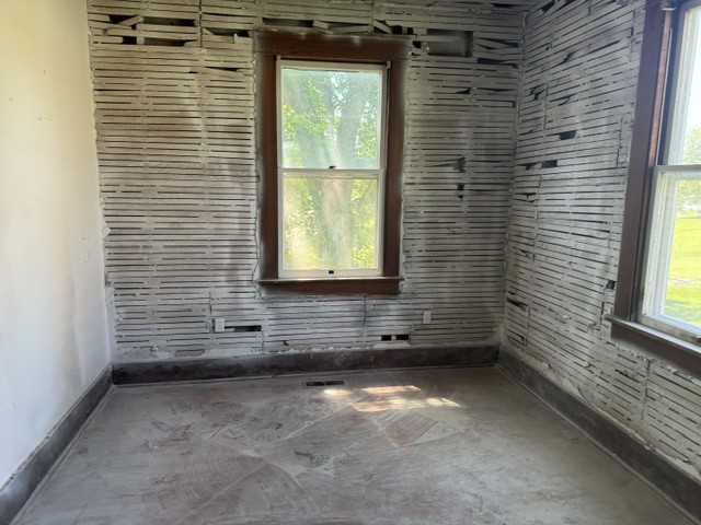605 E Washington Street Sigourney IA 52591