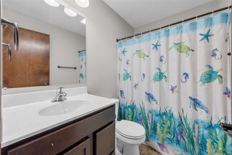 423 10th Street NW Cedar Rapids IA 52405