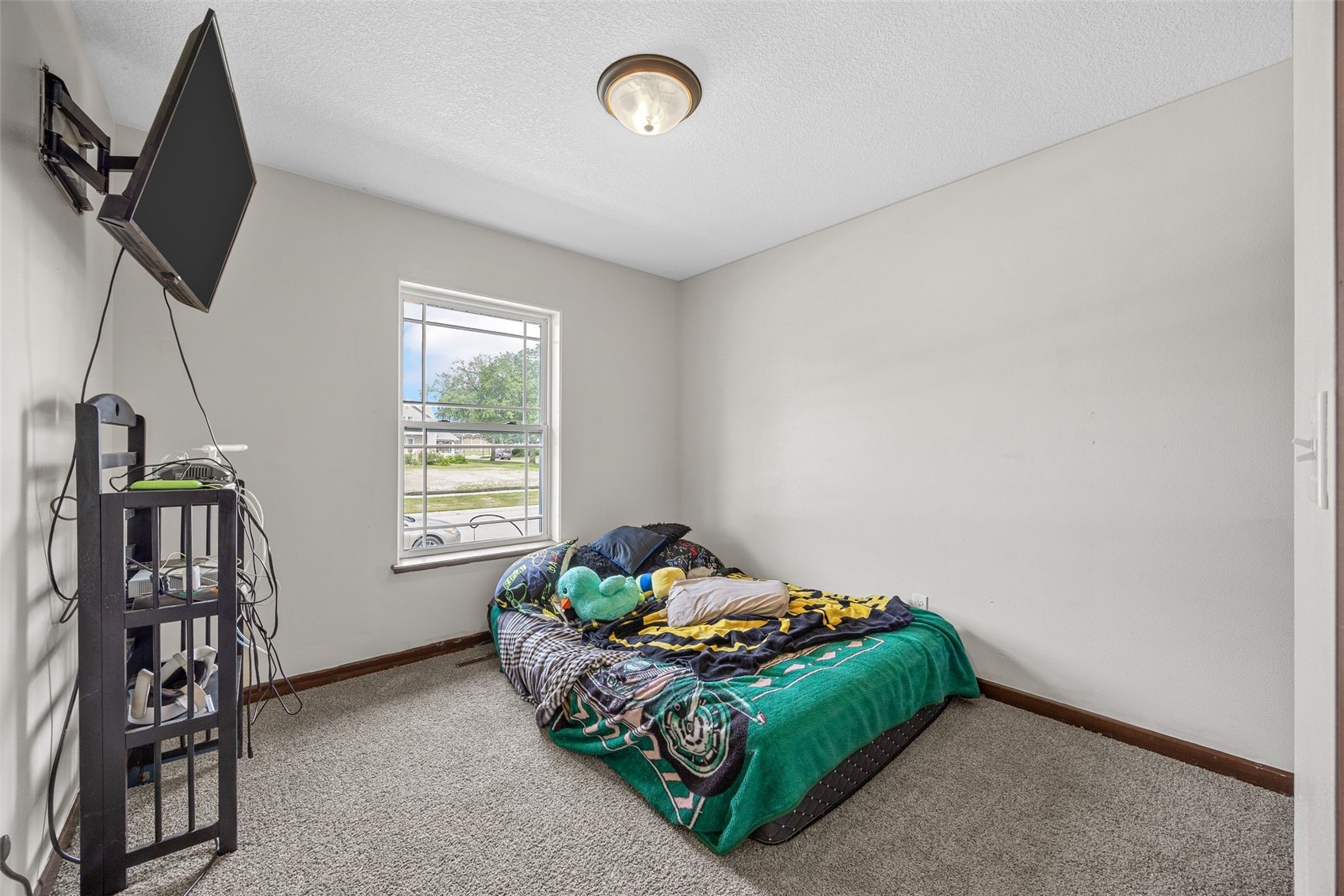 423 10th Street NW Cedar Rapids IA 52405