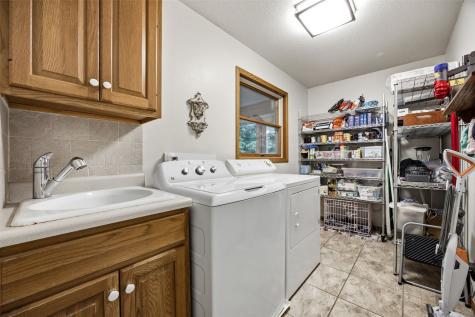 1931 Liberty Lane Coralville IA 52241