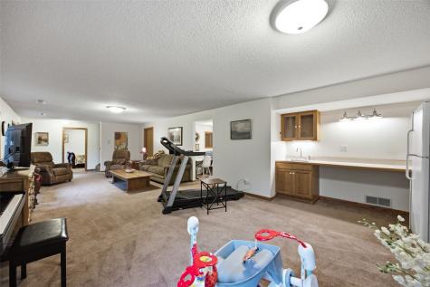 1931 Liberty Lane Coralville IA 52241
