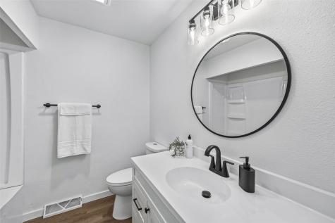 1195 Mcgowan Boulevard Marion IA 52302