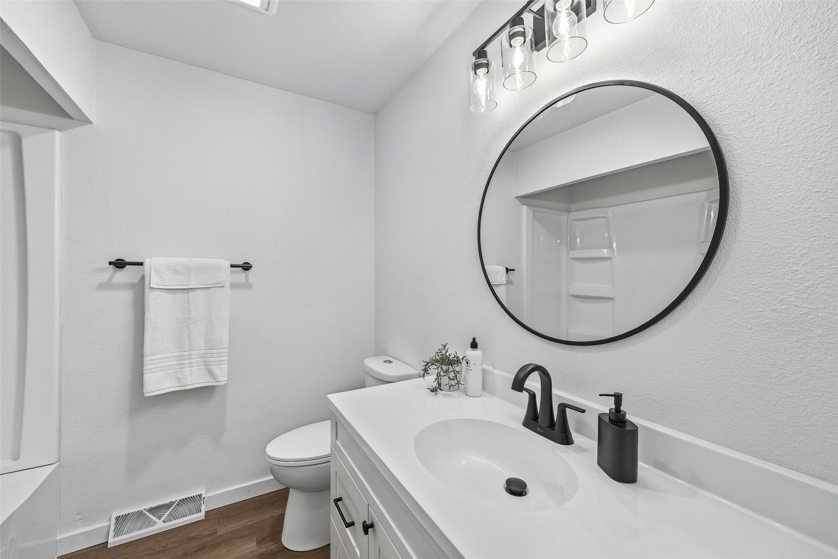 1195 Mcgowan Boulevard Marion IA 52302