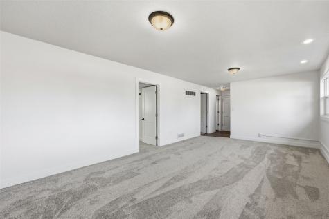 1195 Mcgowan Boulevard Marion IA 52302