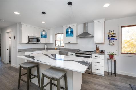 5624 26th Avenue Drive Vinton IA 52349