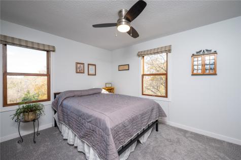 5624 26th Avenue Drive Vinton IA 52349