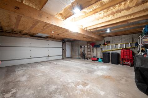 5624 26th Avenue Drive Vinton IA 52349