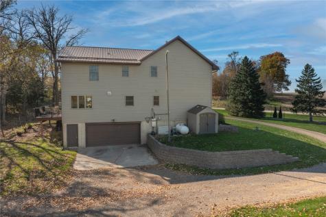 5624 26th Avenue Drive Vinton IA 52349
