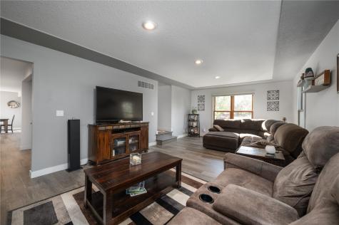 5624 26th Avenue Drive Vinton IA 52349