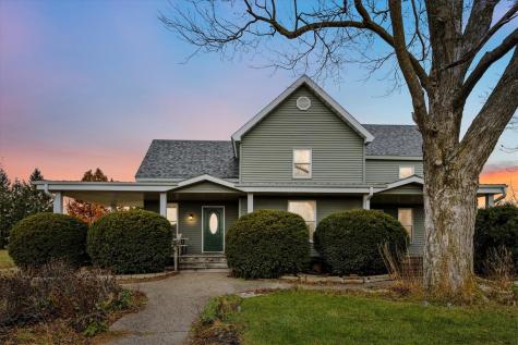 297 Goudy Road Mt Vernon IA 52314