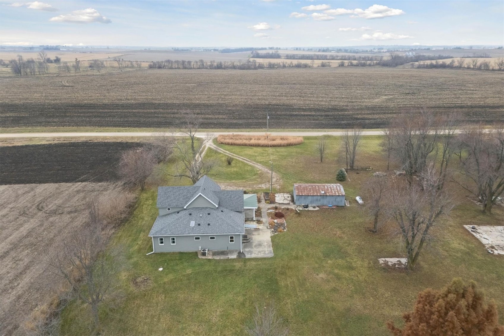 297 Goudy Road Mt Vernon IA 52314