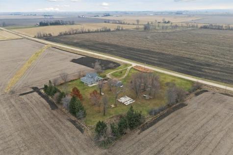297 Goudy Road Mt Vernon IA 52314