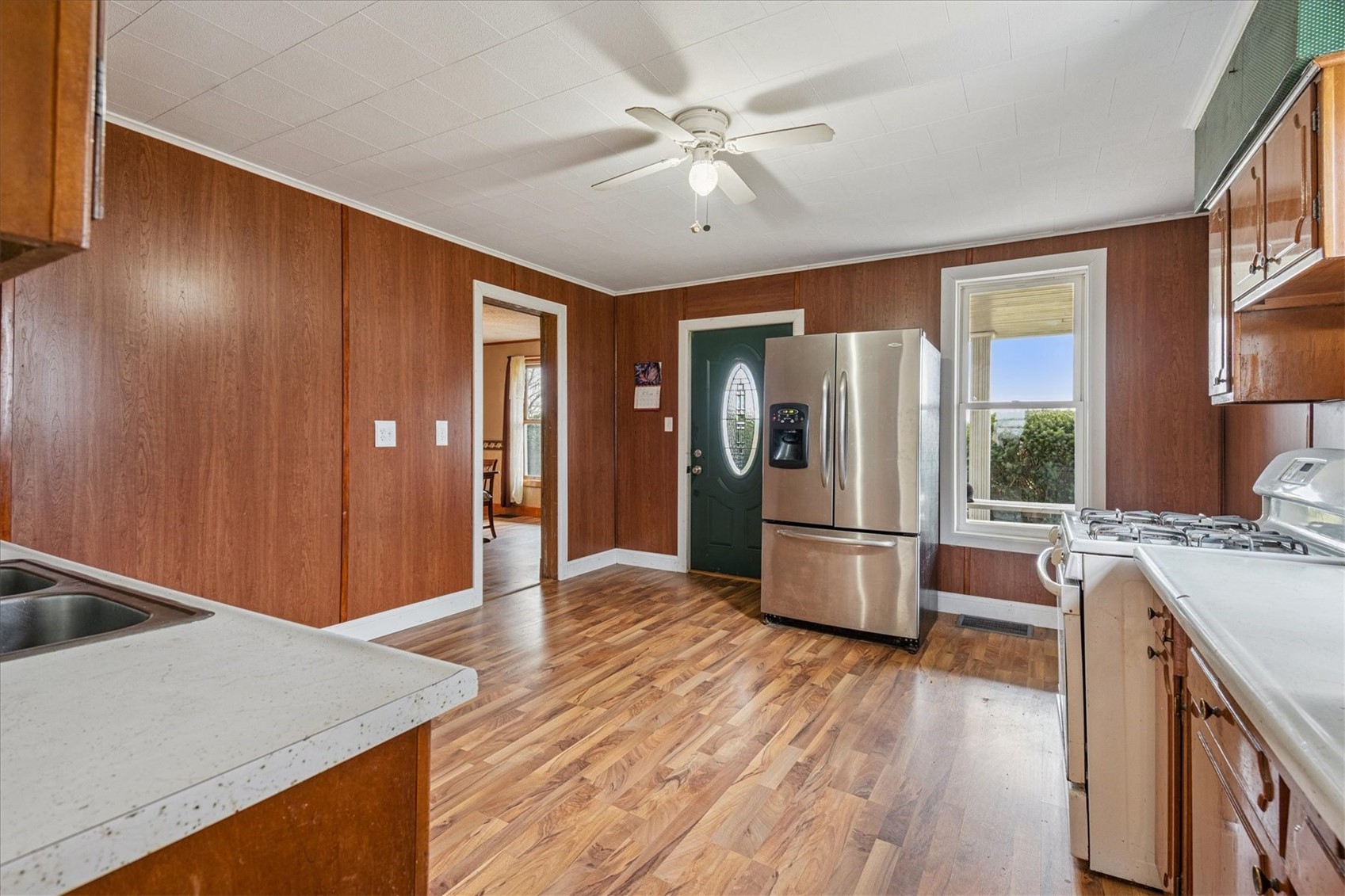 297 Goudy Road Mt Vernon IA 52314