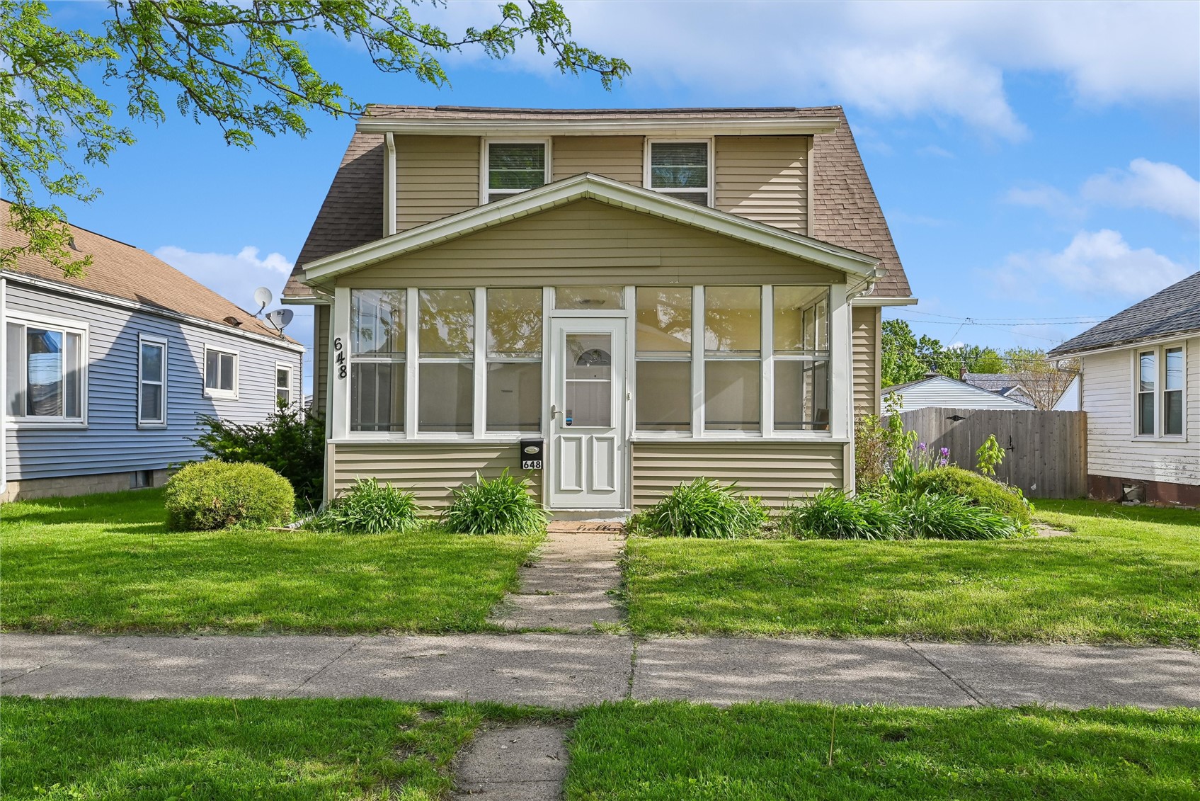 648 22nd Avenue SW Cedar Rapids IA 52404