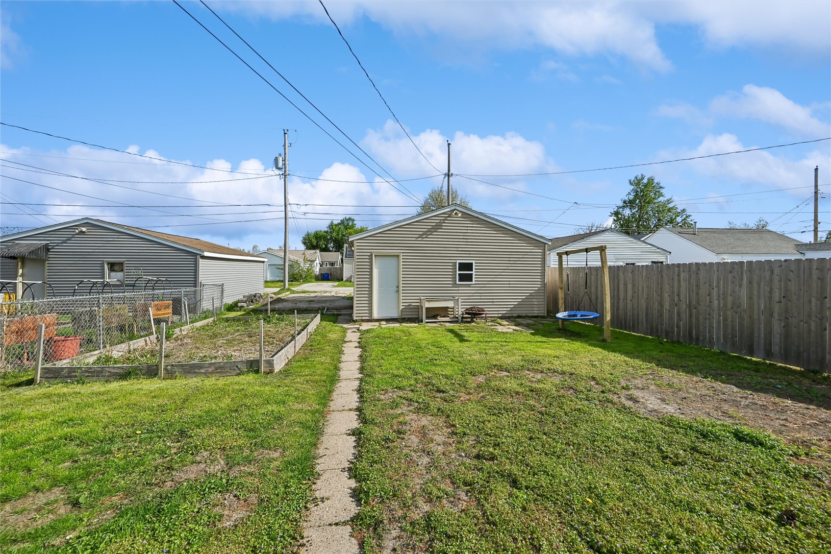 648 22nd Avenue SW Cedar Rapids IA 52404
