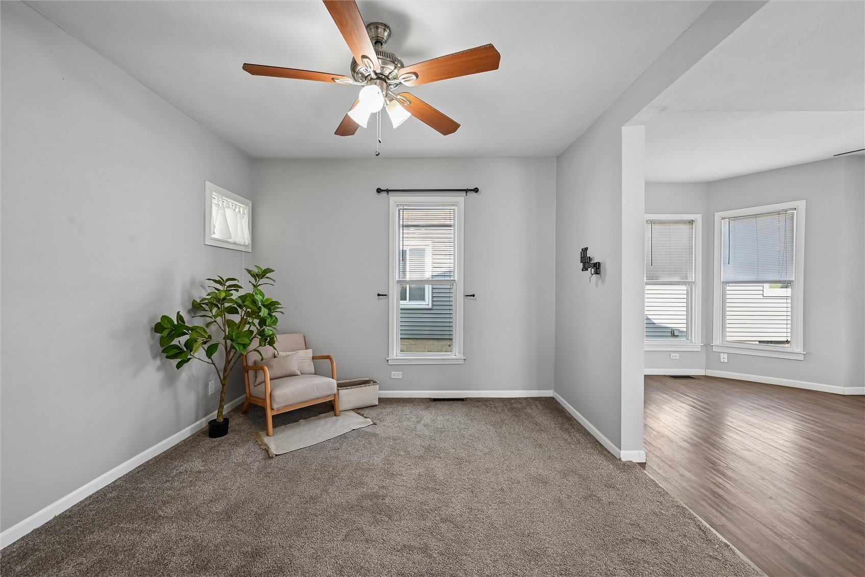 648 22nd Avenue SW Cedar Rapids IA 52404