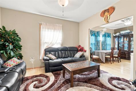 408 6th Avenue SW Cedar Rapids IA 52404