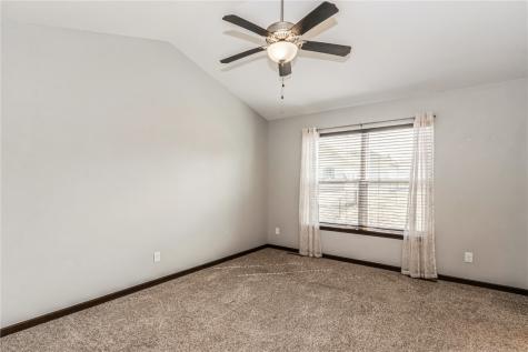 317 Barrington Parkway Marion IA 52302