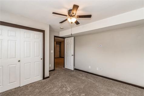 317 Barrington Parkway Marion IA 52302