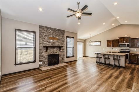 317 Barrington Parkway Marion IA 52302