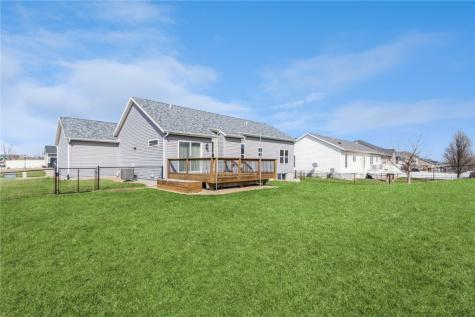 317 Barrington Parkway Marion IA 52302