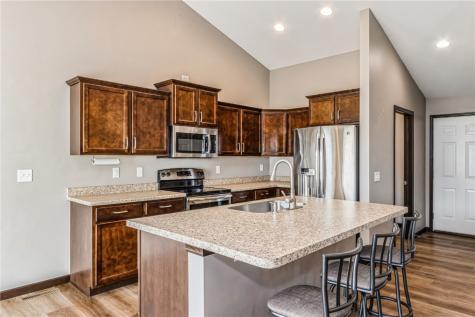 317 Barrington Parkway Marion IA 52302