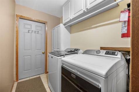 3854 Lost Valley Road SE Cedar Rapids IA 52403