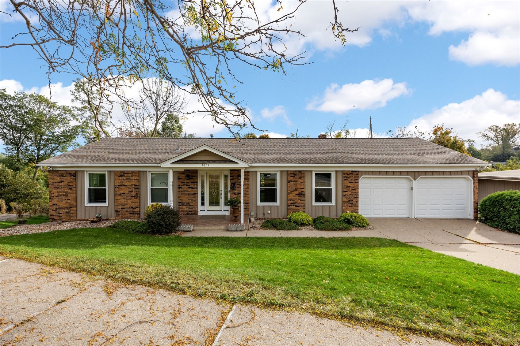 3854 Lost Valley Road SE Cedar Rapids IA 52403