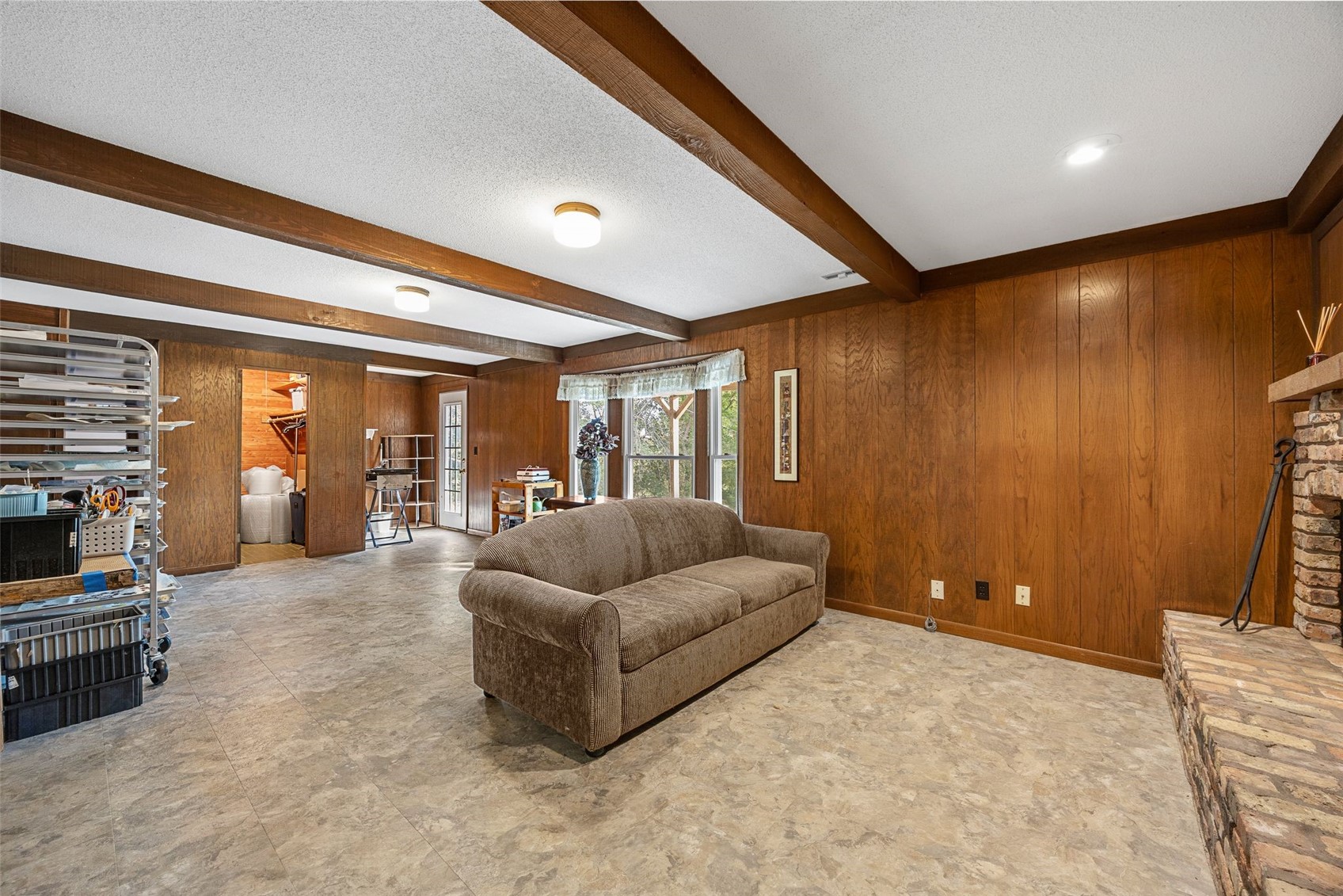 3854 Lost Valley Road SE Cedar Rapids IA 52403