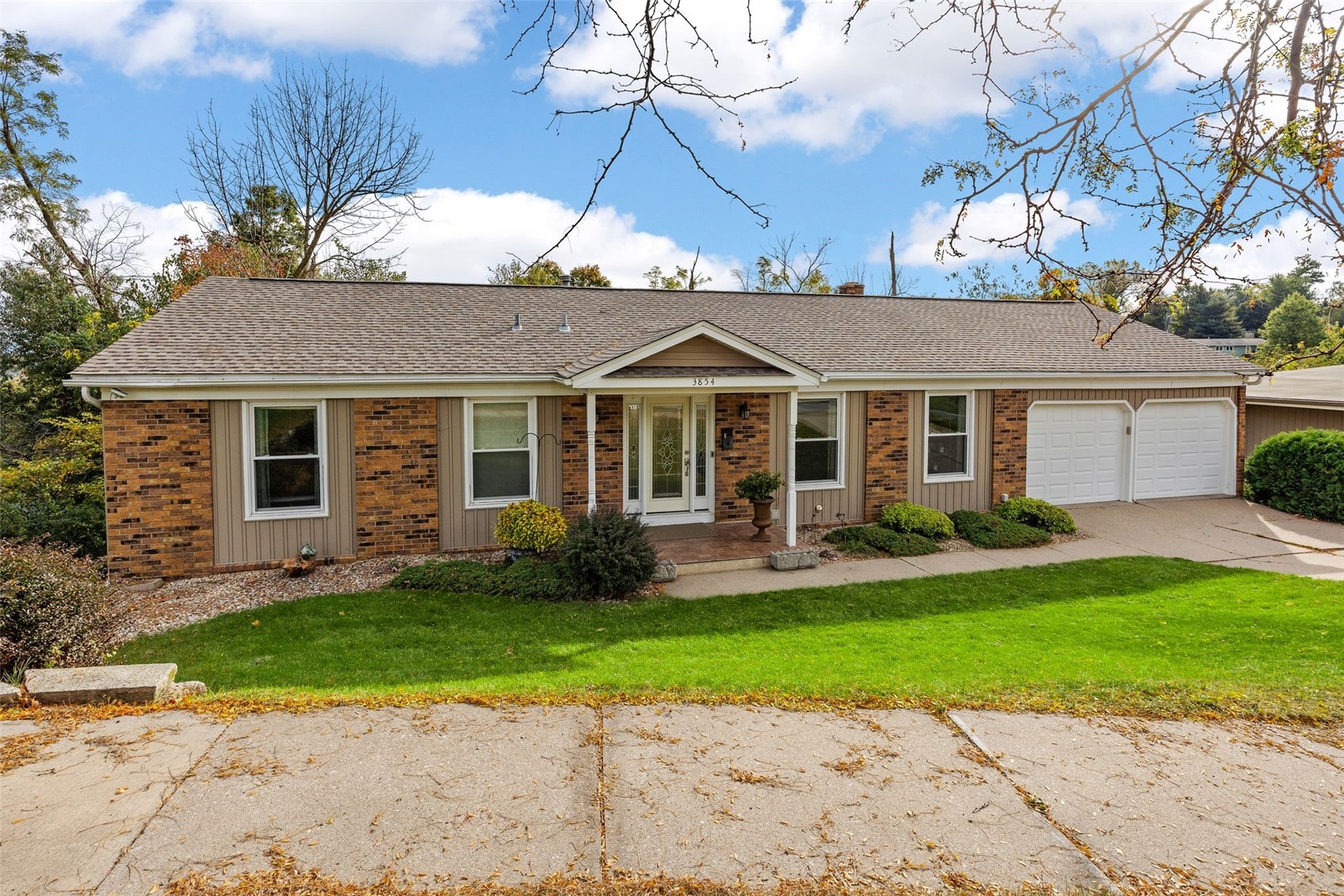 3854 Lost Valley Road SE Cedar Rapids IA 52403