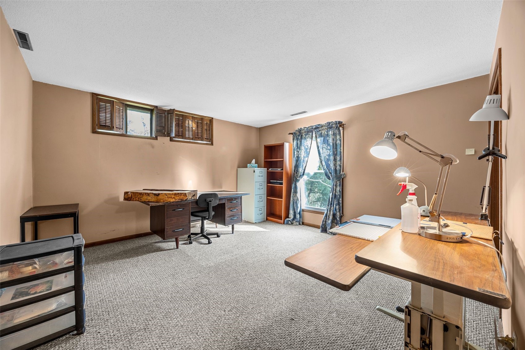 3854 Lost Valley Road SE Cedar Rapids IA 52403