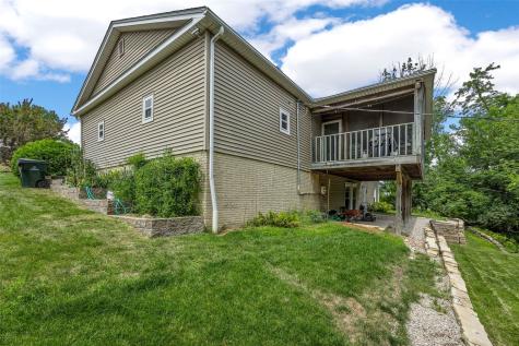 3854 Lost Valley Road SE Cedar Rapids IA 52403