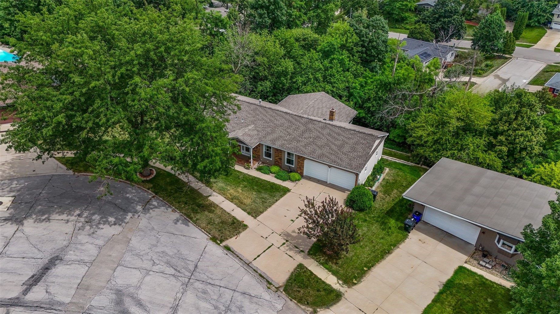 3854 Lost Valley Road SE Cedar Rapids IA 52403