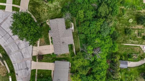 3854 Lost Valley Road SE Cedar Rapids IA 52403