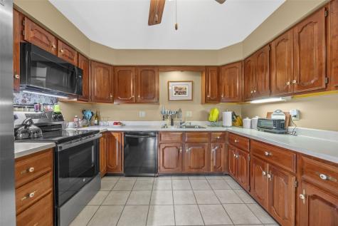 3854 Lost Valley Road SE Cedar Rapids IA 52403