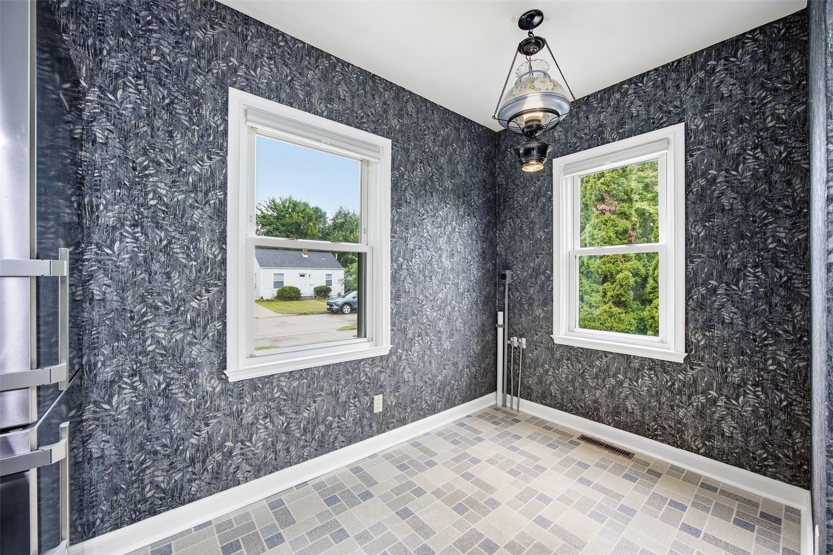 3901 B Avenue NE Cedar Rapids IA 52402