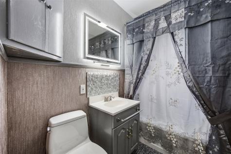 3901 B Avenue NE Cedar Rapids IA 52402