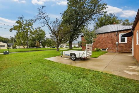 3901 B Avenue NE Cedar Rapids IA 52402